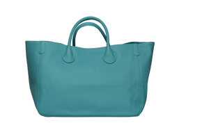 Sale in the Medium Classic Tote