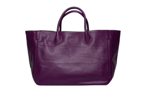 Sale in the Medium Classic Tote