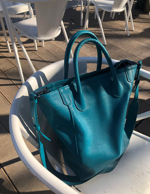 Sale in the Lou Crossbody