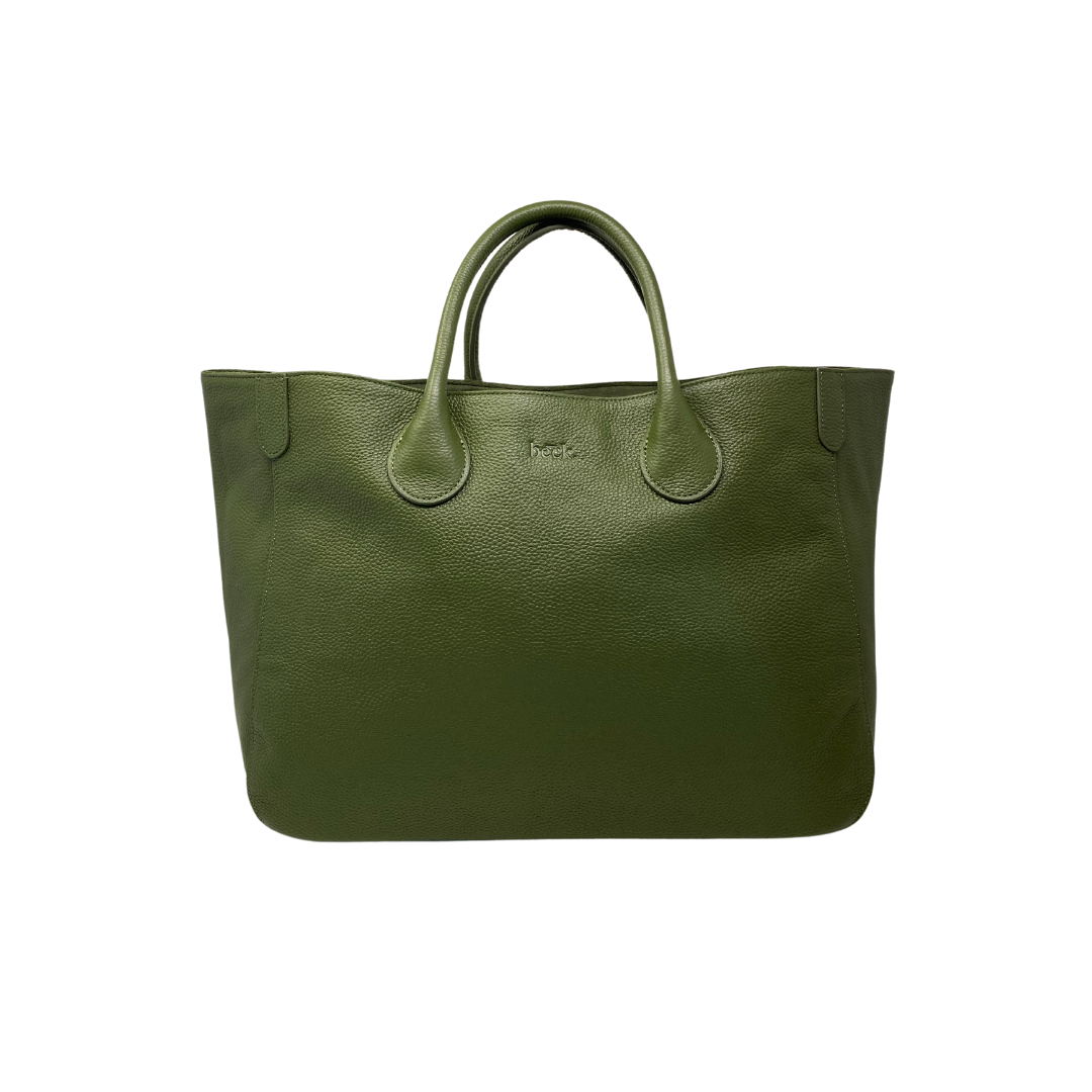 Medium Classic Leather Beck Bag beck.bags